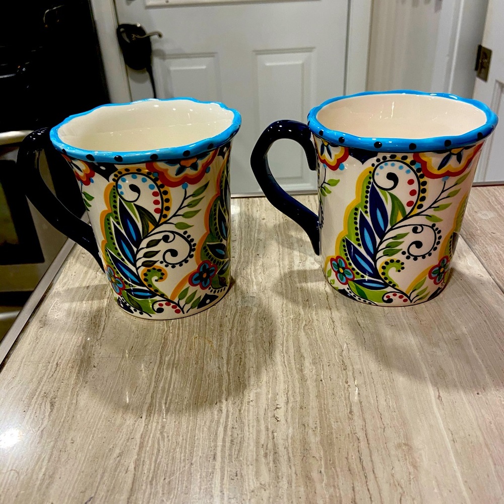 2/25$ Espana bocca mugs 🤩